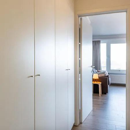 In With Sea View, Cleaning Included Appartement *