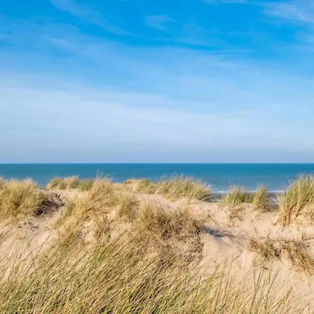 In With Sea View, Cleaning Included Oostduinkerke