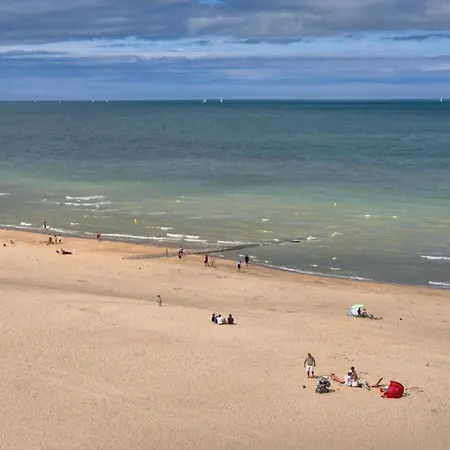 In With Sea View, Cleaning Included *